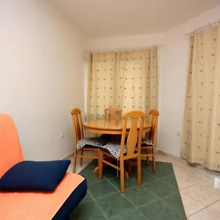 Dragan Apartment *