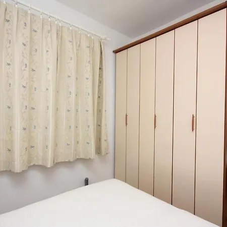 Apartment Dragan *