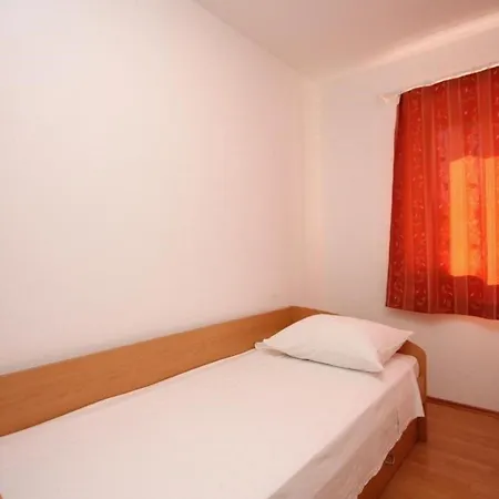 Apartment Dragan
