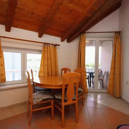 Dragan Apartment *