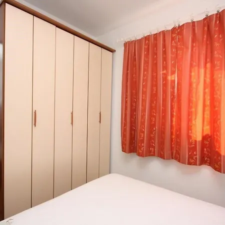 Apartment Dragan *