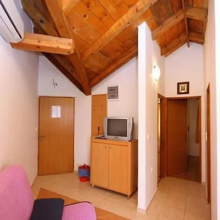 Dragan Διαμέρισμα Jezera