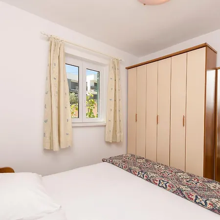 Apartment Dragan