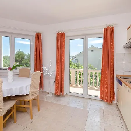 Dragan Apartment Jezera
