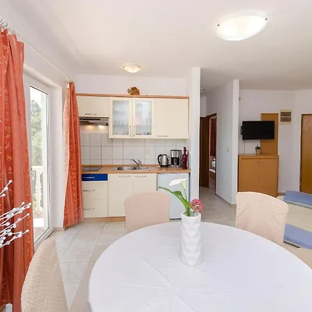 Apartment Dragan