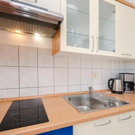 Apartment Dragan Jezera
