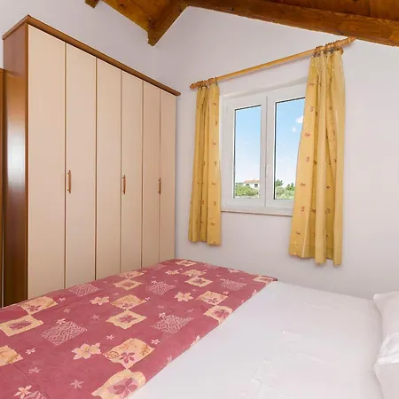 Apartment Dragan
