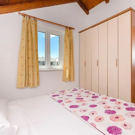 Dragan Apartment *